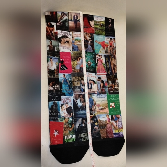 Romance Novel Socks - Picture 4 of 6